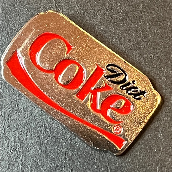 Diet Coke Logo Enamel Brooch - Red and Silver - Picture 3 of 6